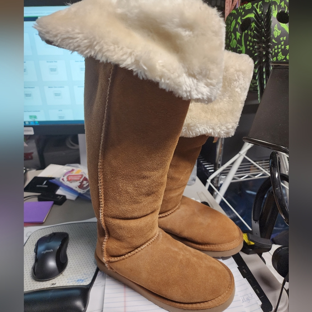 Over the knee fur boots size 6-6.5